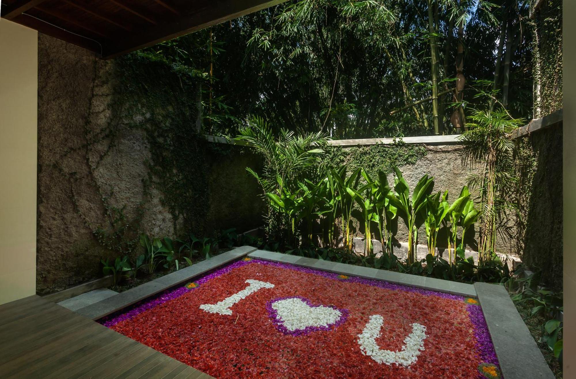 Teba Suci Suite And Villas Ubud  Exterior photo